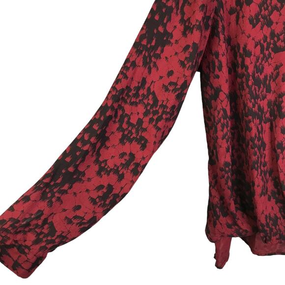 Rock & Republic Blouse Womens Sz XL Red Black Hi Low Long Sleeves Collared Top - Picture 7 of 10